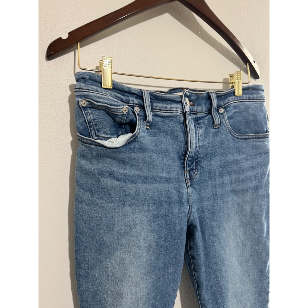 Madewell Mid Rise Kick Out Jeans Blue Petite Size 30P Cropped Flare Denim - Picture 2 of 8